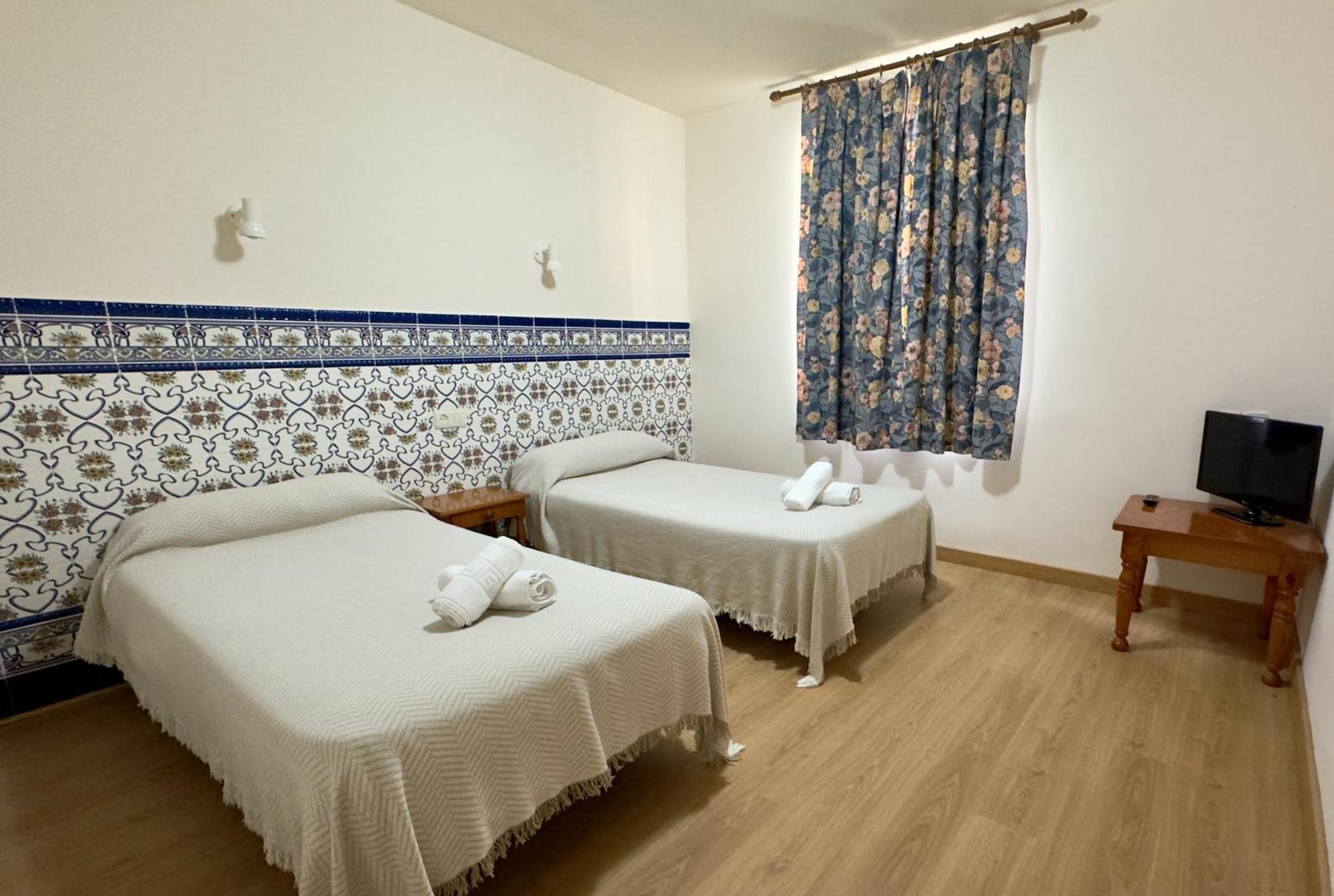 Hostal La Canada Ruidera Ossa de Montiel Bagian luar foto